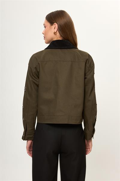 Nakış İşlemeli Gabardin Ceket