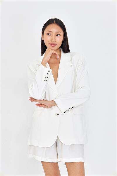 Arkası Yırtmaçlı Modal Ceket