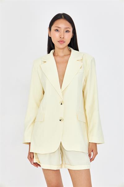 Arkası Yırtmaçlı Modal Ceket