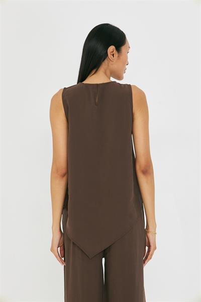 Asimetrik Kesim Sıfır Kol Bluz 