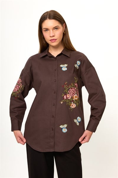 Kanaviçe Nakışlı Gabardin Gömlek