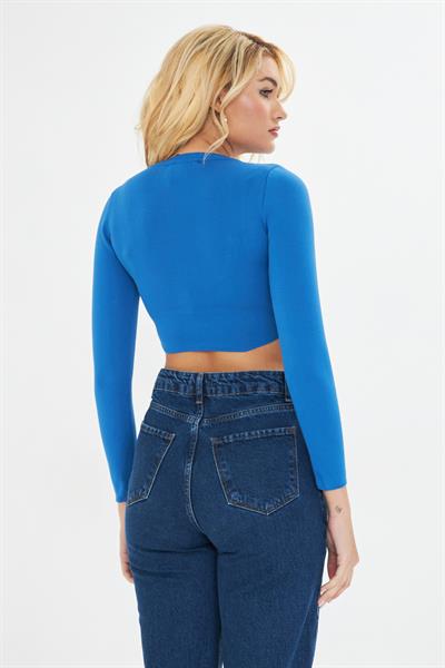 Basic Yaka Crop Kazak 