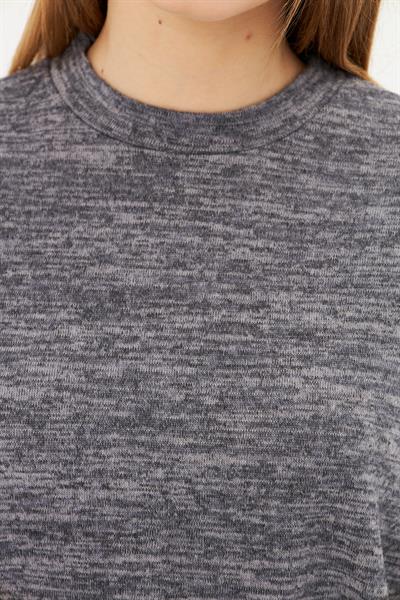 Beli Kuş Gözlü Triko Bluz 