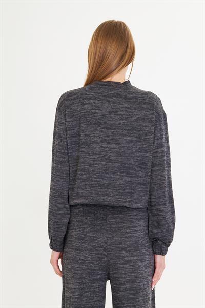 Beli Kuş Gözlü Triko Bluz 