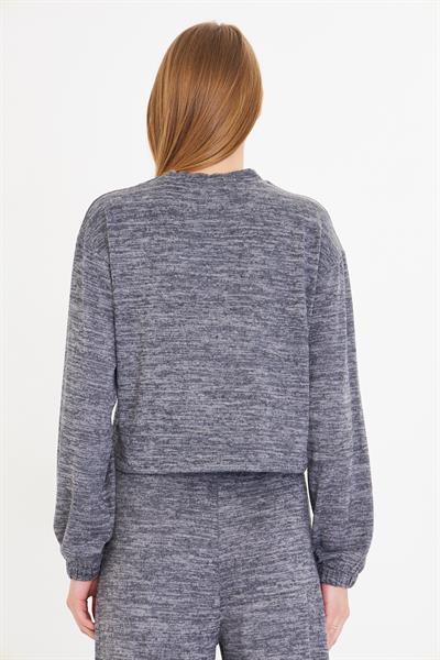 Beli Kuş Gözlü Triko Bluz 