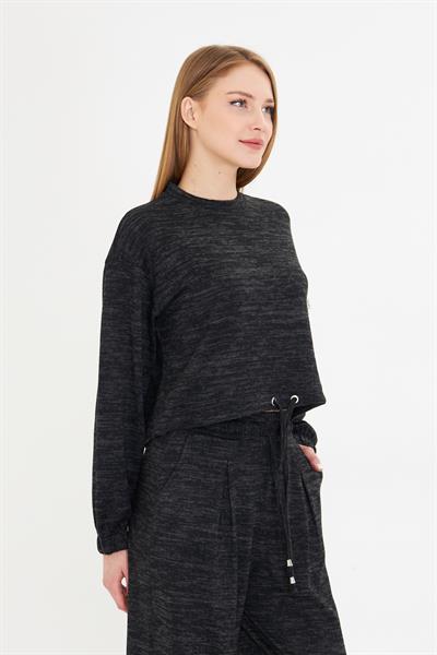 Beli Kuş Gözlü Triko Bluz 