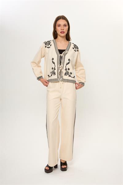 Bej %100 Pamuk Nakış Detaylı Kadın Pantolon