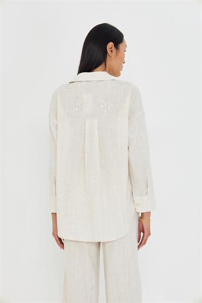 Boncuk Nakışlı Keten Görünümlü Gömlek 