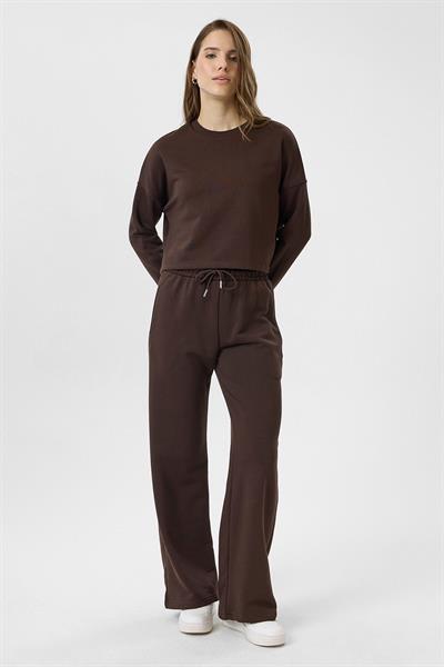 Basic Crop Sweatshirt
