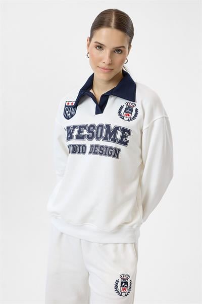 Awesome Yazılı Yakalı Sweatshirt