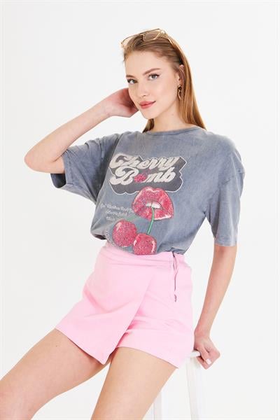 Cherry Bomb Yıkamalı T-Shirt