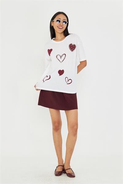 Çoklu Kalp Baskılı Taşlı T-shirt