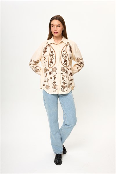 Boncuk Nakış İşlemeli Gabardin Gömlek