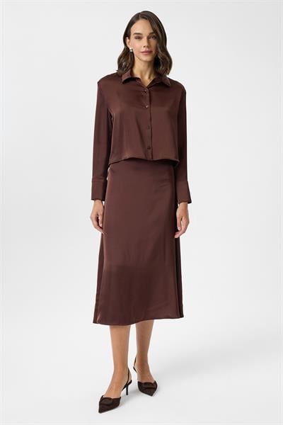 Geniş Manşetli Kısa Saten Gömlek