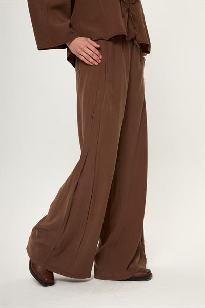 Yanı Pileli Cupra Pantolon