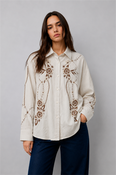 Önü ve Kolları Nakışlı Linen Gömlek
