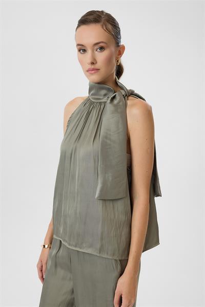 Omuzdan Bağlamalı Saten Bluz