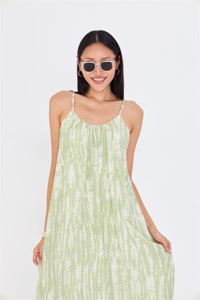 Desenli Askılı Fırfırlı Elbise