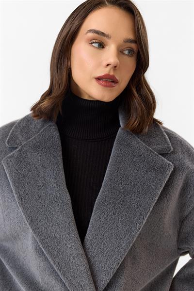 Tüylü Yüzeyli Uzun Kaban