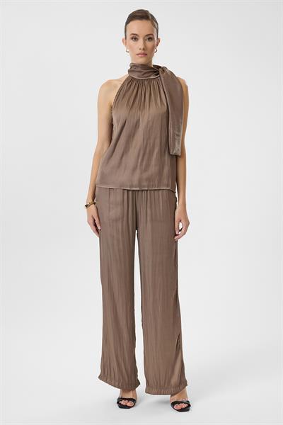 Omuzdan Bağlamalı Saten Bluz