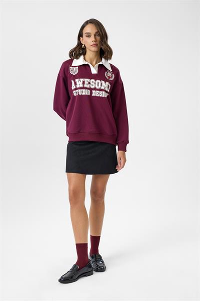 Awesome Yazılı Yakalı Sweatshirt