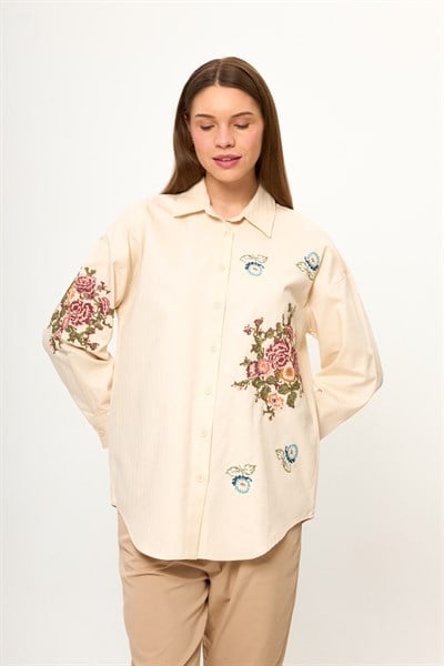 Kanaviçe Nakışlı Gabardin Gömlek 
