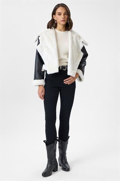 Geniş Yakalı Süet Eskitme Mont