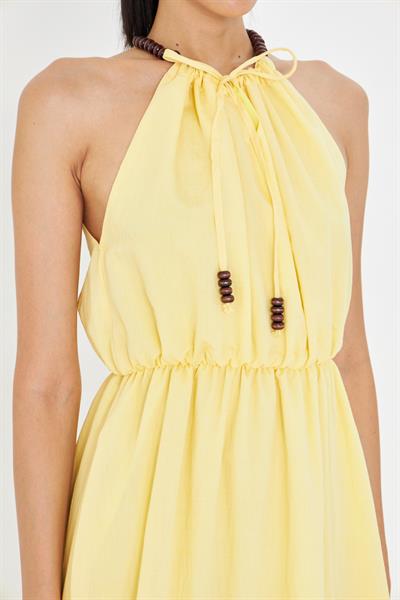 Boncuk Detaylı Askılı Elbise