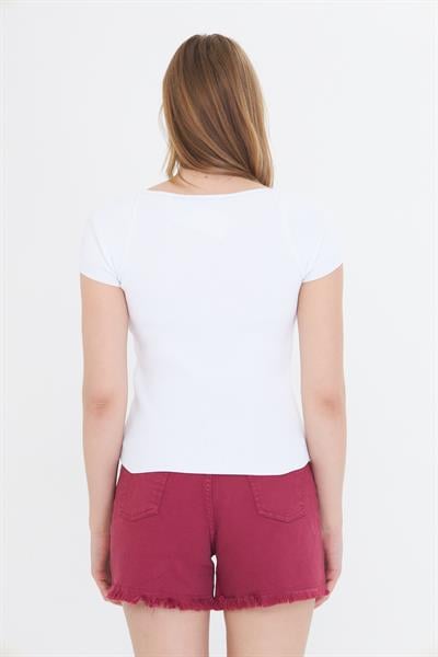 Geniş Yaka Kısa Kol Triko 