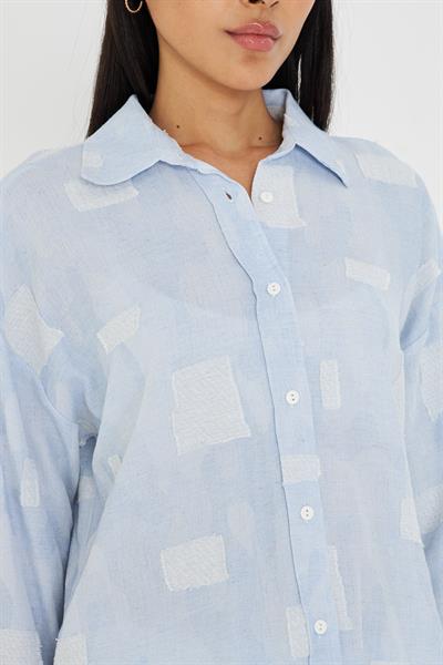 Jakarlı Keten Görünümlü Gömlek