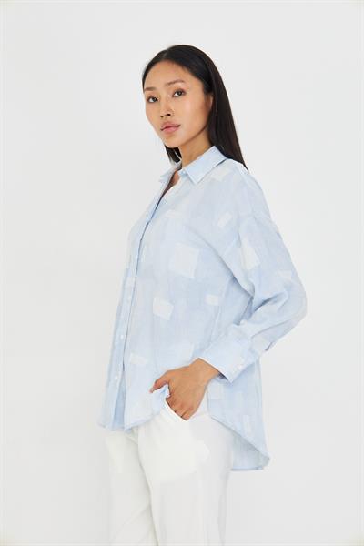 Jakarlı Keten Görünümlü Gömlek