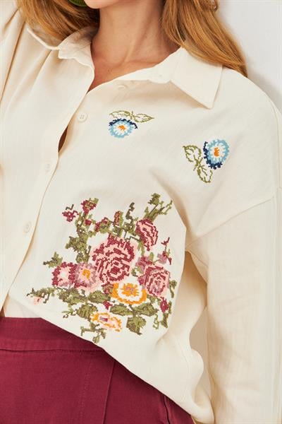 Kanaviçe Nakışlı Gabardin Gömlek 