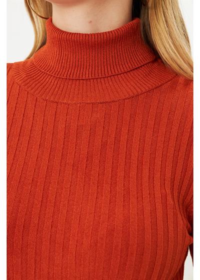 Likrali Bogazli Triko 