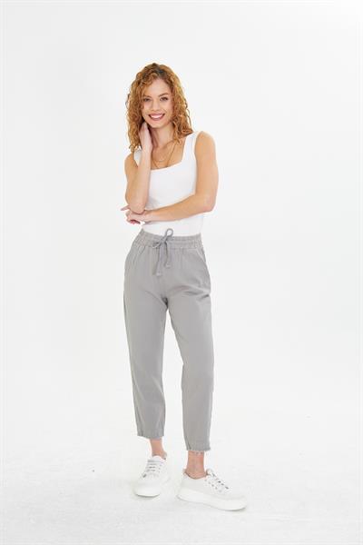 Paçası Püsküllü Pantolon 