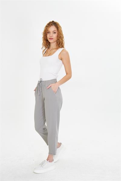 Paçası Püsküllü Pantolon 