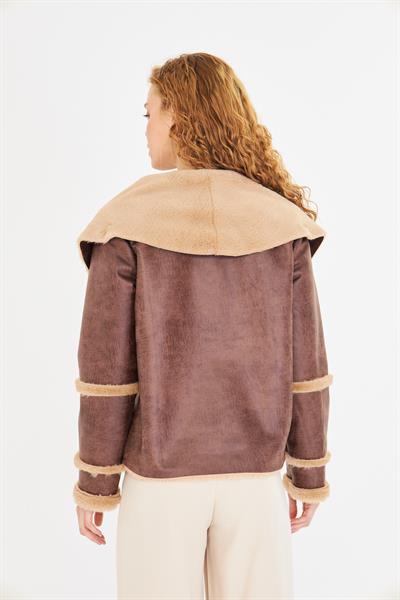 Pis Dikişli Peluşlu Kısa Deri Kaban 