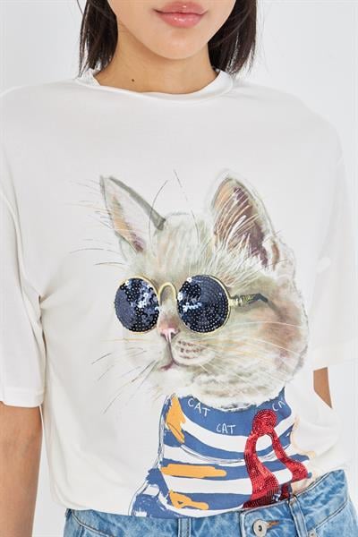 Pullu Gözlüklü Kedi Baskılı T-Shirt