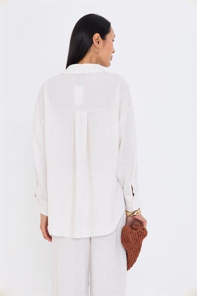 Pullu Nakışlı Keten Görünümlü Gömlek