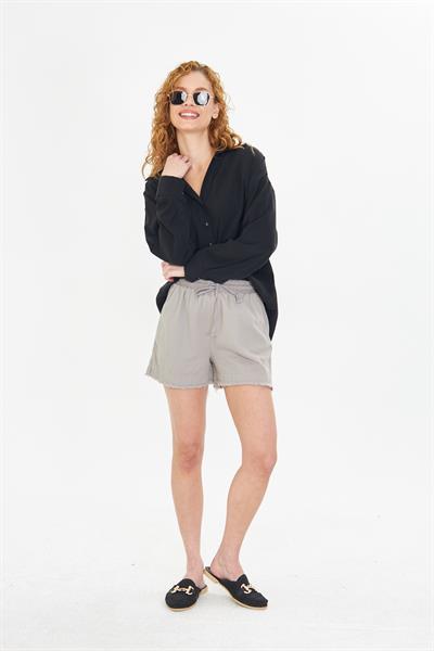 Püsküllü Gabardin Şort 