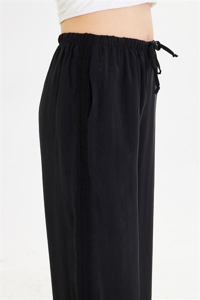 Şerit Detaylı Modal Eşofman Altı 