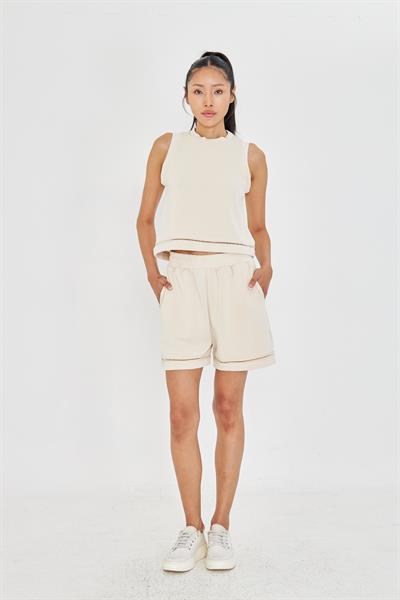 Şerit Detaylı Modal Şort