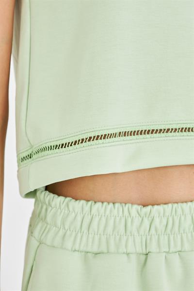 Şerit Detaylı Sıfır Kol Modal T-Shirt