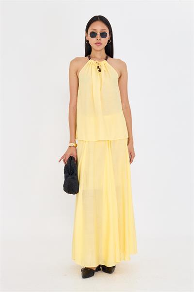 Sıfır Kollu Boncuk Detaylı Halter Yaka Bluz