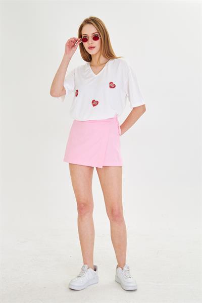 V Yaka Çoklu Kalp Baskılı T-Shirt