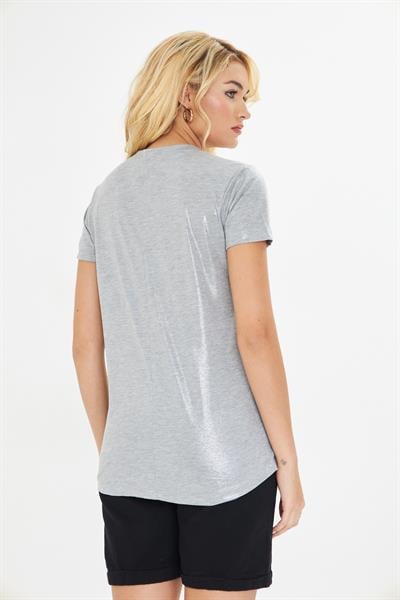V Yaka Simli T-Shirt