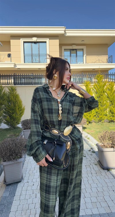 Ekoseli İpek Takım
