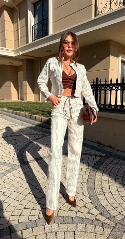 Su Yolu Taşlı Denim Takım