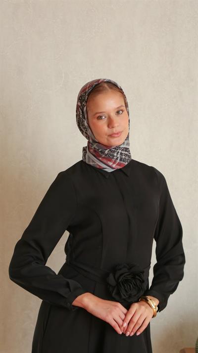 AMORA DESEN EŞARP SİYAH KIRMIZI-2