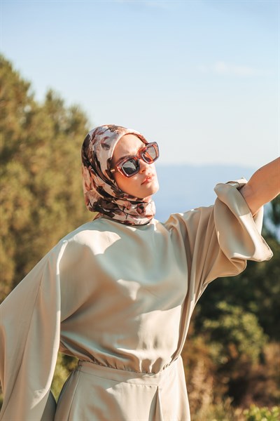 EARTHY FLORAL EŞARP KREM
