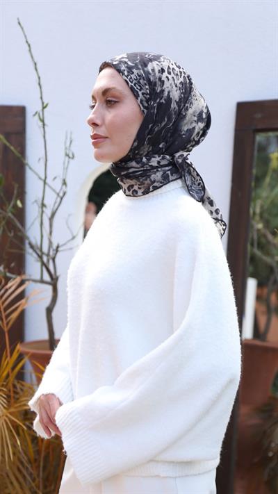 SPOTTED LEOPARD DESEN EŞARP SİYAH